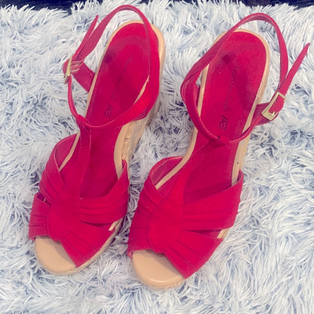 Hot pink suede wedge